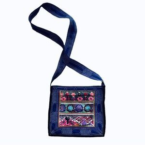 Canvas Embroidered Boho Crossbody Bag Size Os